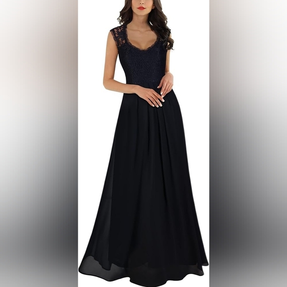 Miusol Black Sleeveless Maxi Dress - Picture 6 of 7